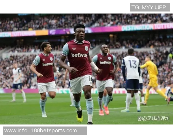 库杜斯在对阵利兹联时六次过人全成功成为2024年英超新星