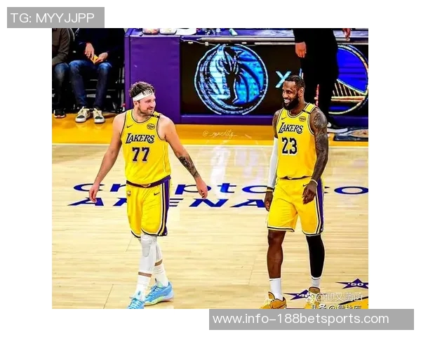 东契奇单场得分超三巨头合计表现引发媒体热议 东契奇单场得分超三巨头合计表现引发媒体热议