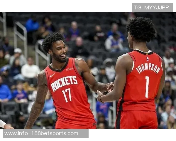 火箭队进攻火力全开但防守漏洞频现能否实现双赢局面