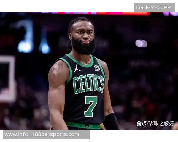 杰伦布朗谈球队阵容变动强调替代球员需要时间适应